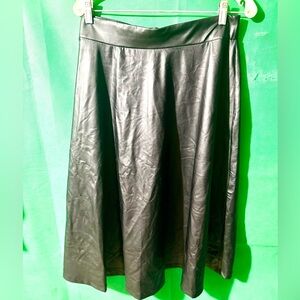 Elegant Black Pleather Skirt